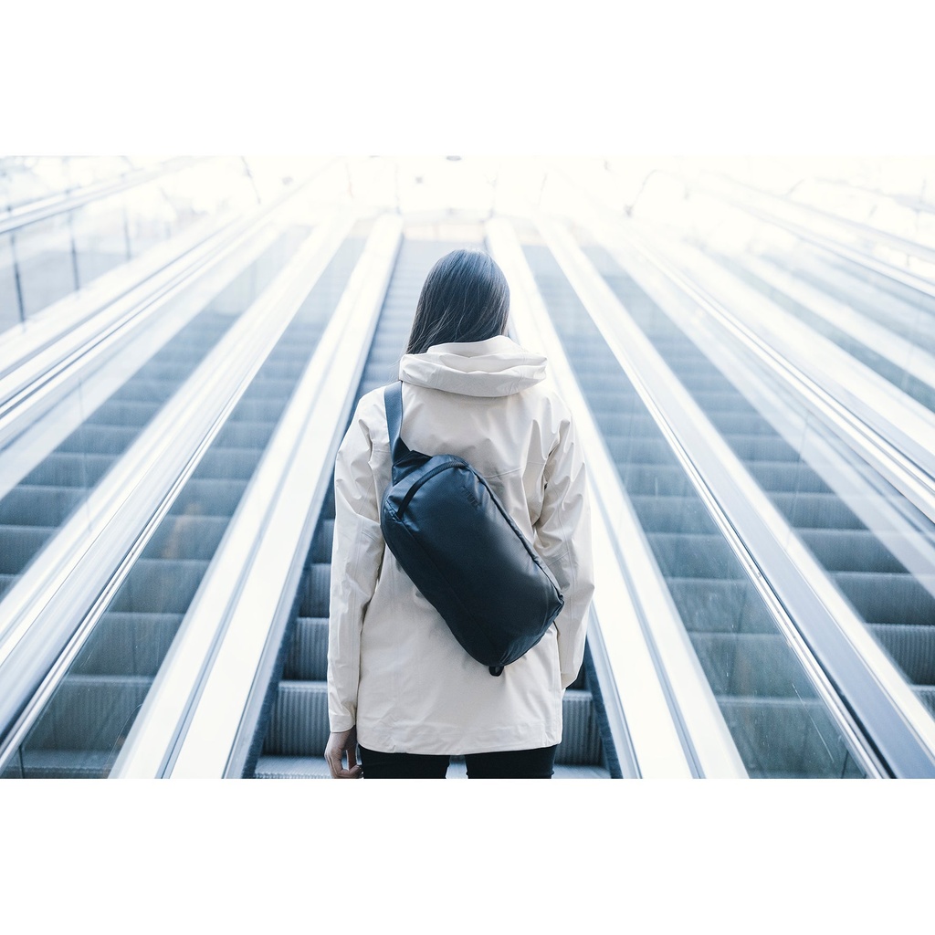 Tact Sling 8L